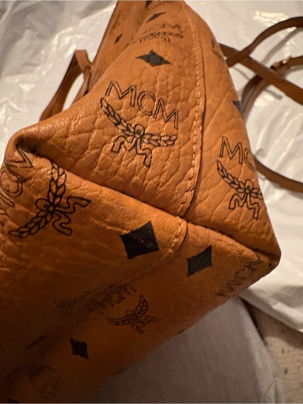 MCM Cognac Year of the mouse Visetos Tote with Yellow Cheese & Pink Mouse Patch - Picture 7 of 14